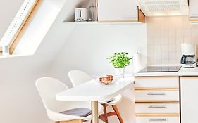 Ferienwohnung Mit Balkon In Zentraler Und Ruhiger Lage